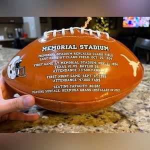 Texas Longhorns Memorial Stadium Football